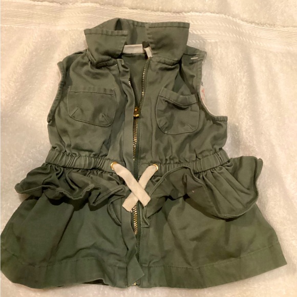 ASPEN KIDS KHAKI GREEN SLEEVELESS ZIP ELASTIC TIE VEST SZ. 24M - Picture 2 of 13